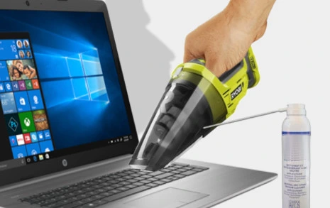 ordinateur un aspirateur à main